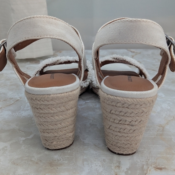 Lucky Brand Woman's  Wedge Shoes Size 9.5 M - Picture 7 of 14